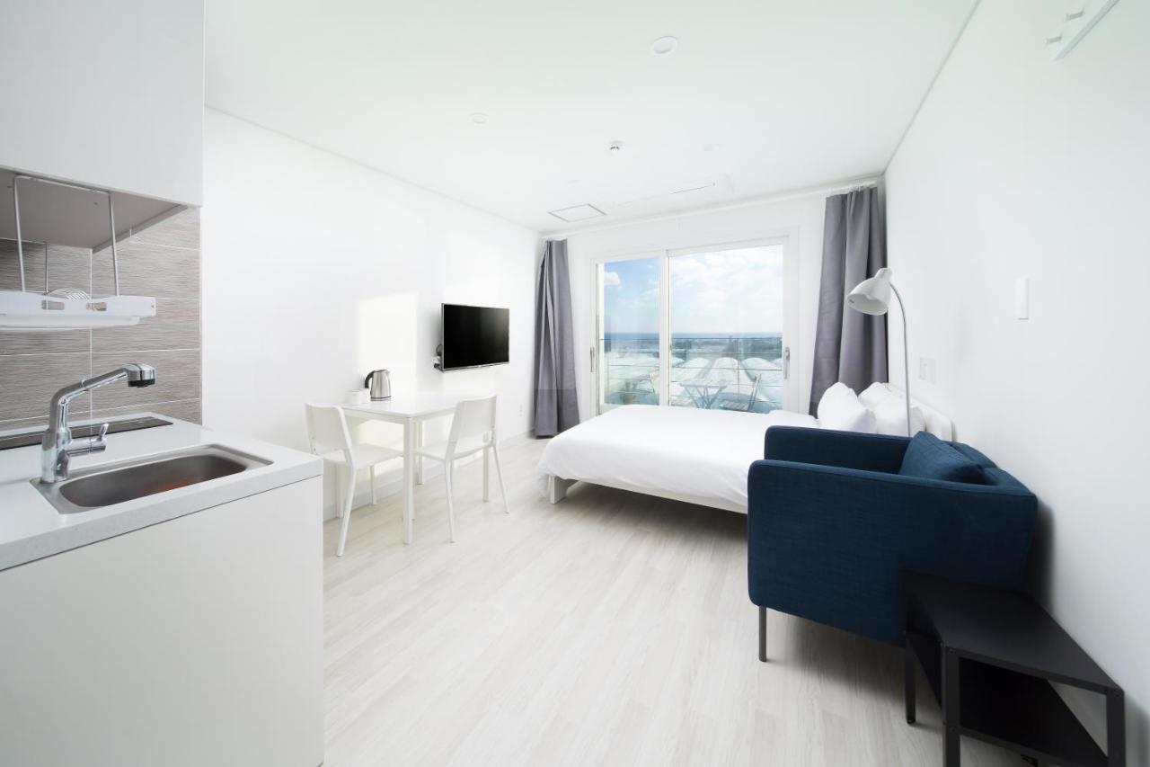 Jeju Soo Pension Seogwipo Extérieur photo