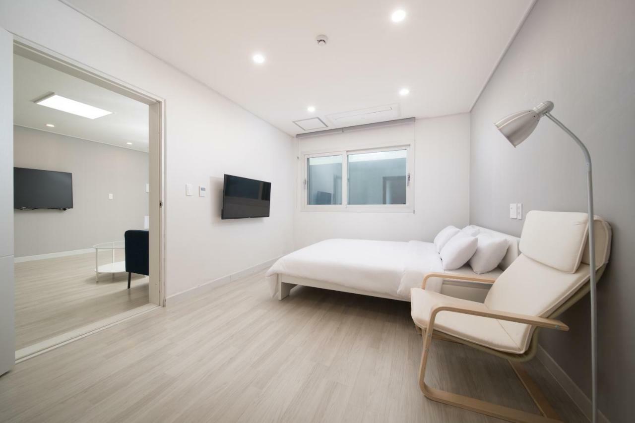 Jeju Soo Pension Seogwipo Extérieur photo